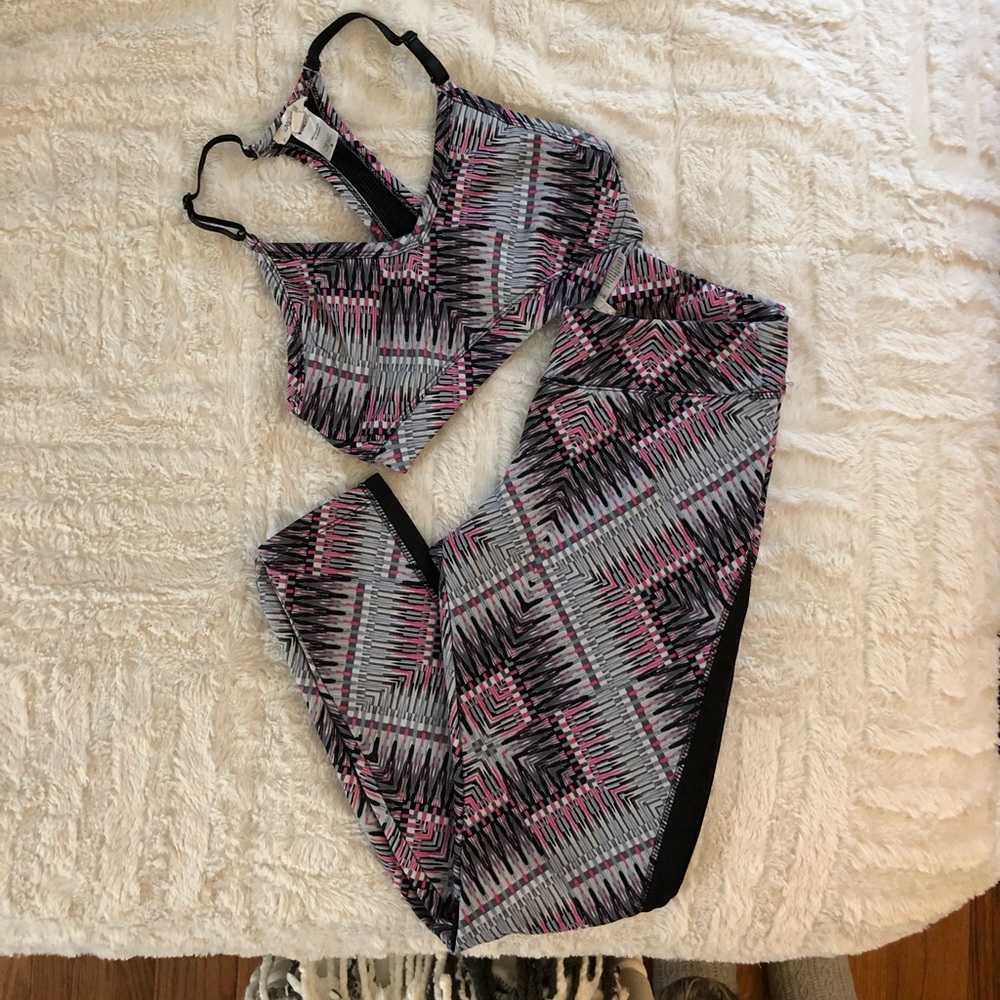 Sports Bra & Pant Set